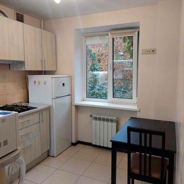 Сдам 1-ком. кв., б. Вернадского, 59, метро Академгородок, Житомирская