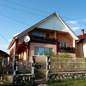 Дом с участком на продажу в Чопе!