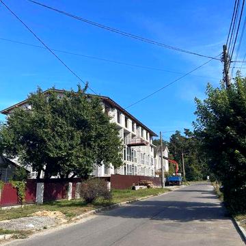 Продаж 1 кім кв-ри біля парку ПС, та метро Бориспільська (500 метрів). ЖК ППС