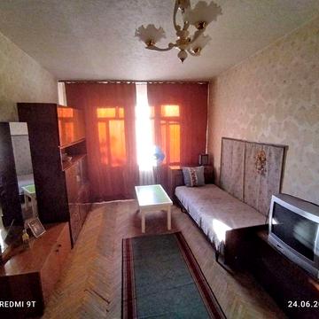 Продам 1-ну квартиру на Світлицького 27