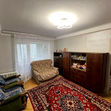 Каунаська вул., 6/1