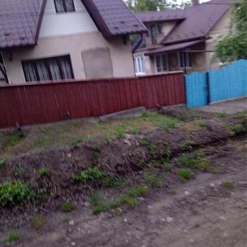 Продається будинок у центрі села Кліводин