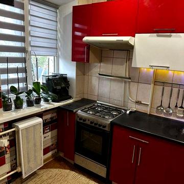 Продам ТЕРМІНОВО  2 к квартира на вул. Європейська