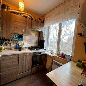 Продаж 4-кімнатної квартири пров. Суджанський, р-н пр. Шевченка