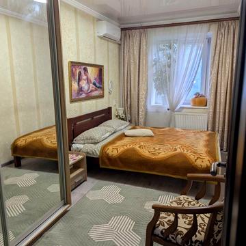 Верховної Ради бульв., 31
