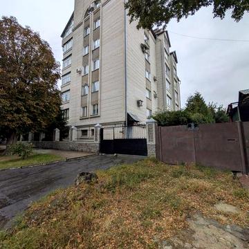 Квартира в Новобудові в центрі міста
