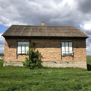 Земельна ділянка, будинок