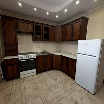 Продається 1 кімнатна квартира 42м.кв м. Вишневе