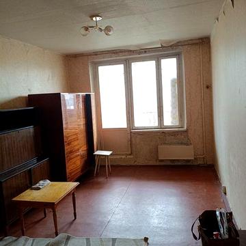 Продам 1 к.из.кв.,двухбалкону, на Залютино 20000