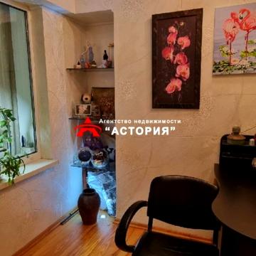 Запорізька вул., 7
