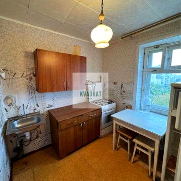 Продам 1-кімнатну квартиру на мікрорайоні Жовтневий