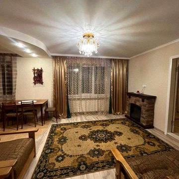 продаж двокімнатної квартири по вул. Тиристів