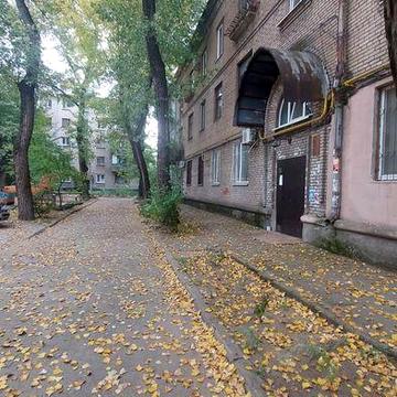 2к повнометражна квартира центр города Вознесеновский