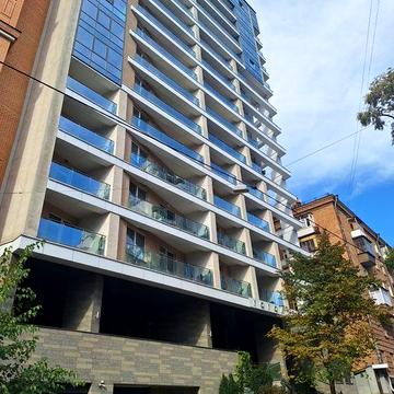 Гоголівська 47. ЖК Бізнес клас. Паркінг . Гениратор