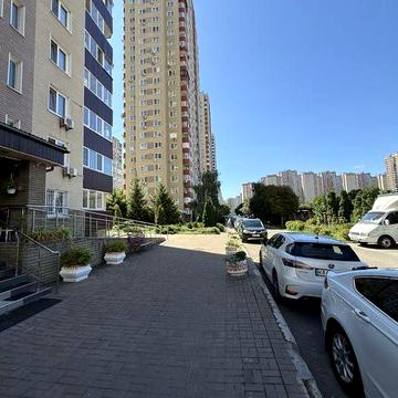 ВЛАСНИК! Продам 2к квартиру позняки осокорки григоренко 20а