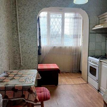 Продаж 1 к квартири вул. Вірменська, 3, метро  Вирлиця