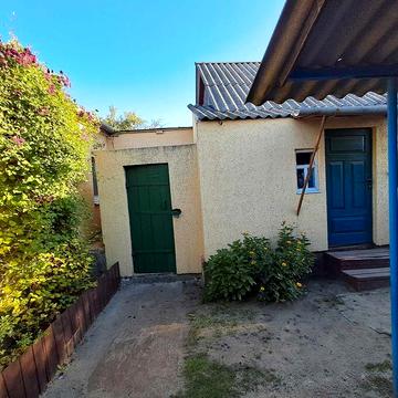 Продам будинок зі зручностями