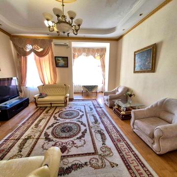 Дерибасівська вул., 31