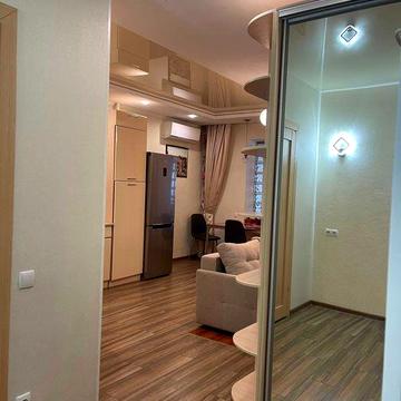 Сдам 2х ком квартиру в центре города! Евроремонт!