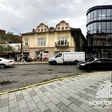 Корятовича, 13