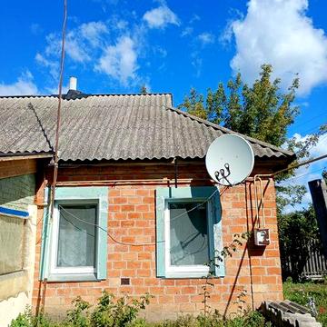 Продам будинок зі зручностями.