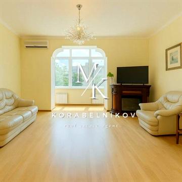 3к квартира біля метро Арсенальна, вул Мазепи 3-Б