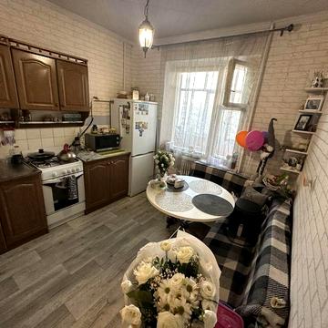Крупногабаритная 1комн 44 кв.м.  5мкрн л/б. YANOVA