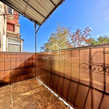 Продам 2 к. квартиру Героев Харькова Центр Сталинка Сертификат