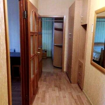 Продам 2к кв Новые дома Метро дворец спорта пешком  3\9