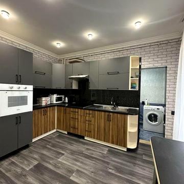 Продам 3-комн центр ГАЗОВОЕ отопление YANOVA