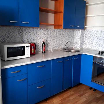 Ованеса Туманяна вул., 8