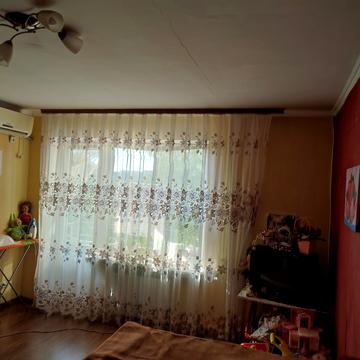 Українська вул., 35
