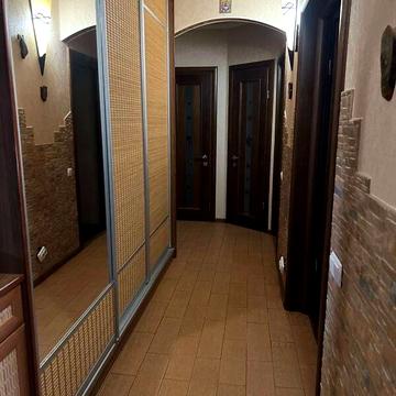 Довгострокова оренда 3к Квартира Січневого Прориву вулиця