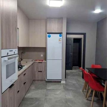 Здається квартира Озерна Перша здача