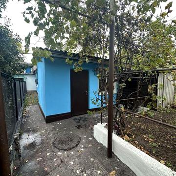 Продам часть дома в центре YANOVA