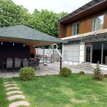 Виноградна