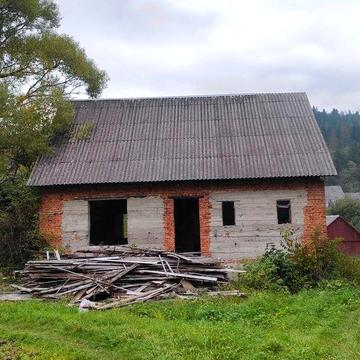 Будинок (недобудова), Закарпаття