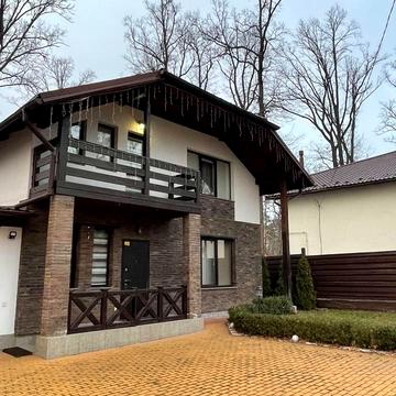 Марії Зерової вул., 31