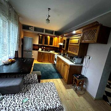 Продається будинок з сонячними панелями у Солотвино