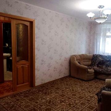 Продам трехкомнатную квартиру на Черемушках/Генерала Петрова