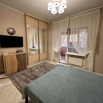 Святослава Хороброго вул. (Чкалова), 42б