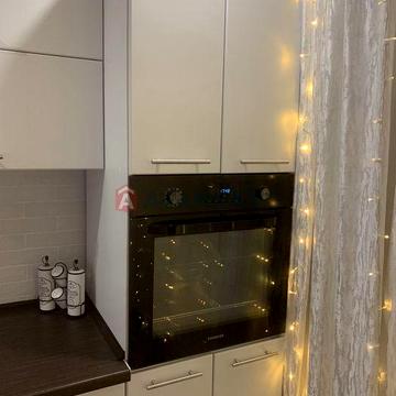 У продажу шикарна 3-х кім. квартира з Євроремонтом 53500$ Экс.!