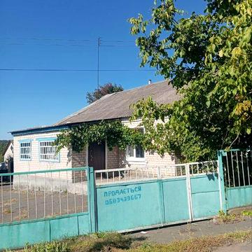 Продається будинок в с. Розсохуватець