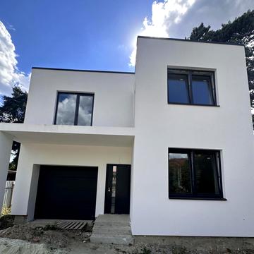 Хвойна вул.