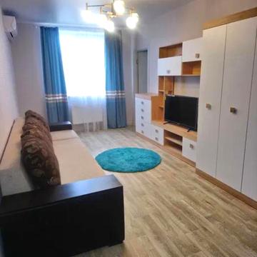 Льва Ландау просп. (50-річчя СРСР), 52-В