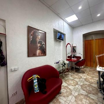 Шпитальна вул., 28