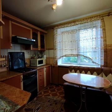 Олександра Довженка вул., 7