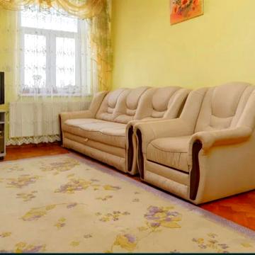 Донецька вул., 1