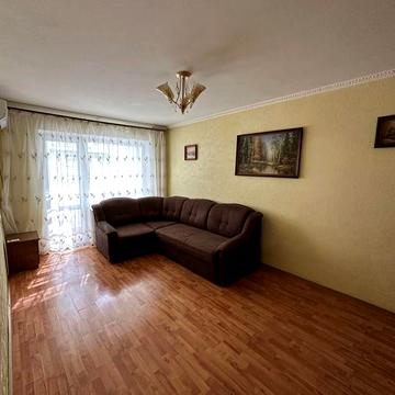 Затишна двокімнатна квартира на Садах -1