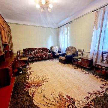 с.Горенка, (Пуща-Водиця)Будинок в гарному місці